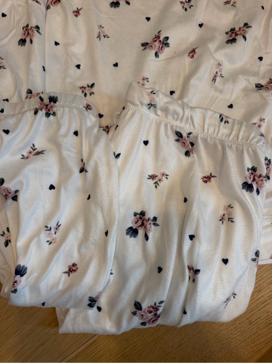 Z Supply Other - Z Supply White Floral & Navy Heart Pajama Set